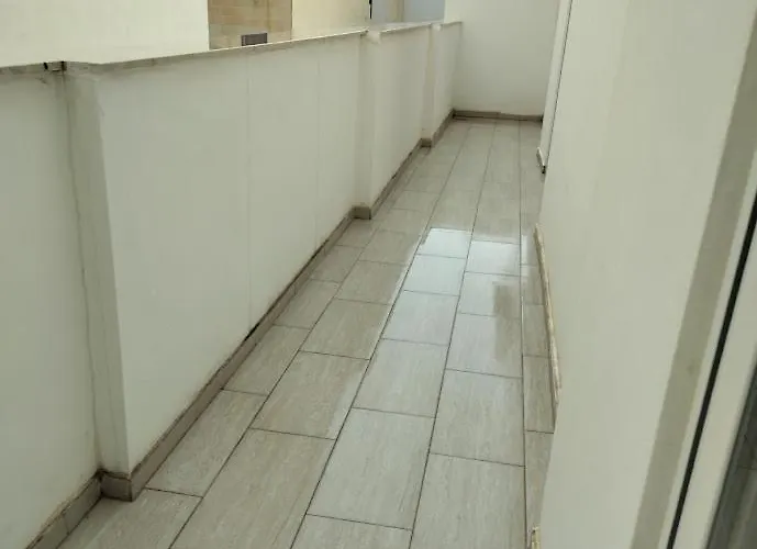 M'scala Cosy 2 Bedroom Penthouse